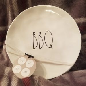 Rae Dunn 8 inch BBQ melamine plates-4 pack